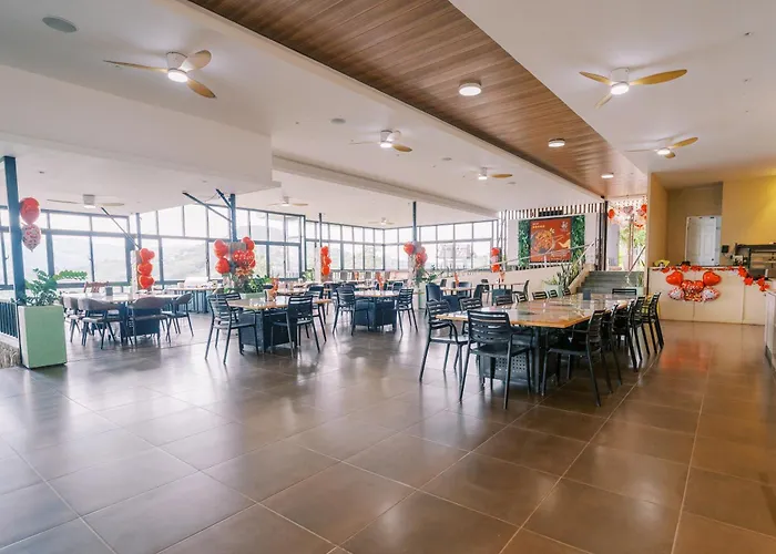 Tomato House 4 *